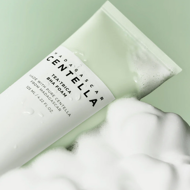 Skin1004 Пенка для умывания с салициловой кислотой и центелой Tea-Trica BHA 125ml : Skin1004 : Т02186 : 4